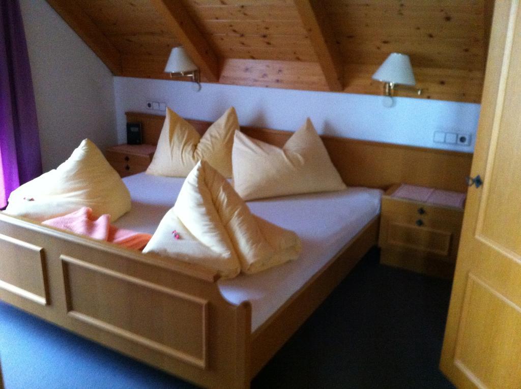 Hotel Loffele Weissbriach Oda fotoğraf
